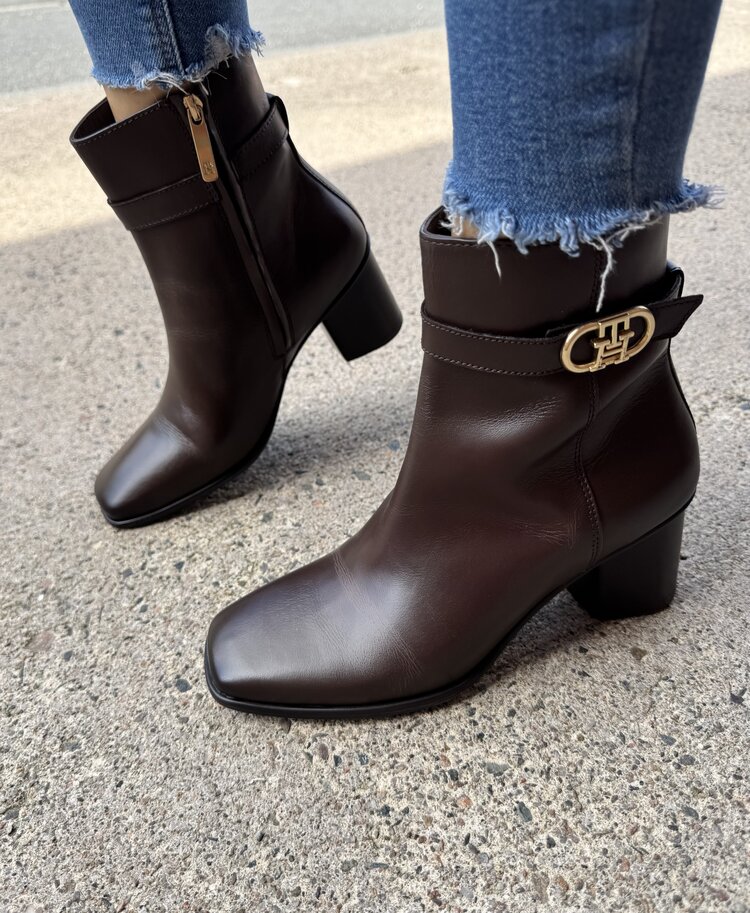 Tommy Hilfiger TH Strap Leather Block Heel Boot