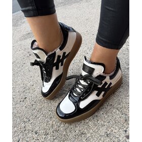 Another Trend A034 9391