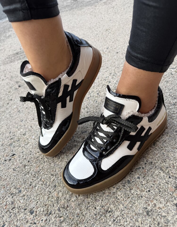 Another Trend A034 9391