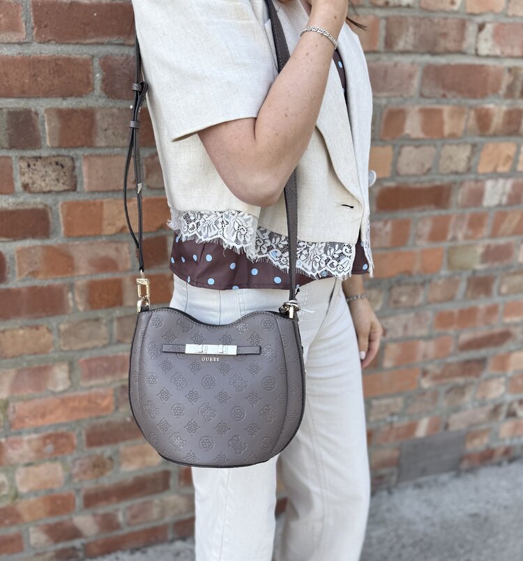Guess Carmela Crossbody Bucket