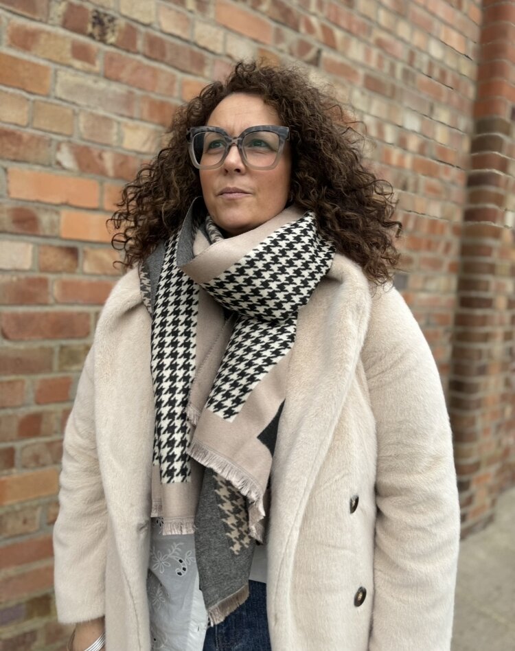 Elie Beaumont Winter Scarf Black Dog Tooth Check