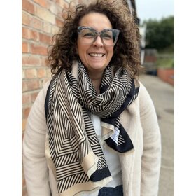 Elie Beaumont Winter Scarf Black/Sand Geometric