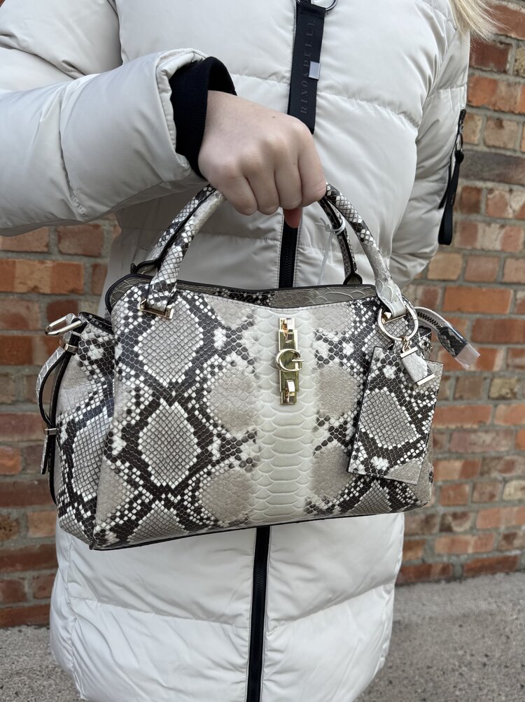 Guess Yvonne Girlfriend Satchel