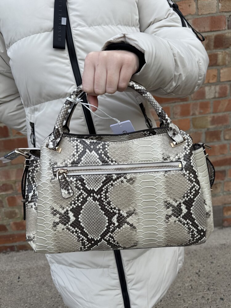 Guess Yvonne Girlfriend Satchel