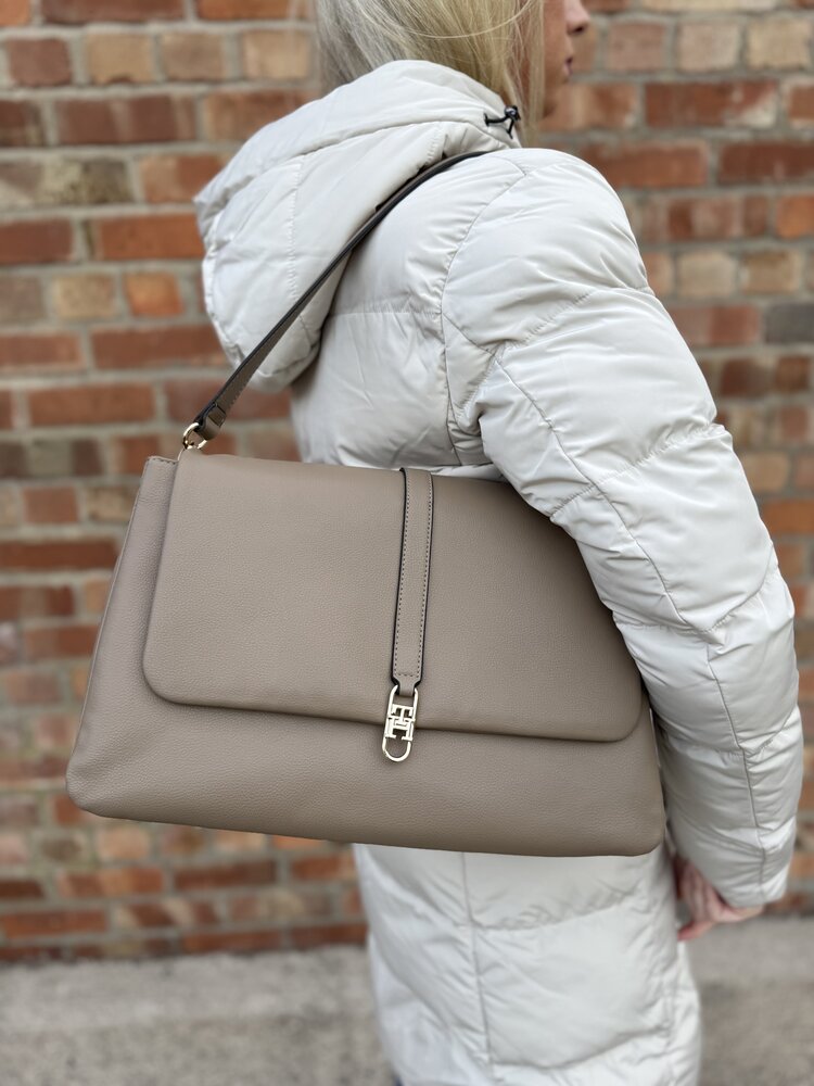 Tommy Hilfiger TH Libre Satchel