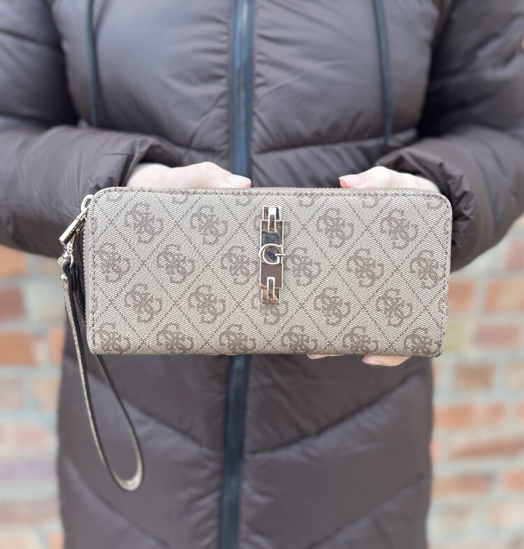 Guess Yvonne SLG Large Zip Around