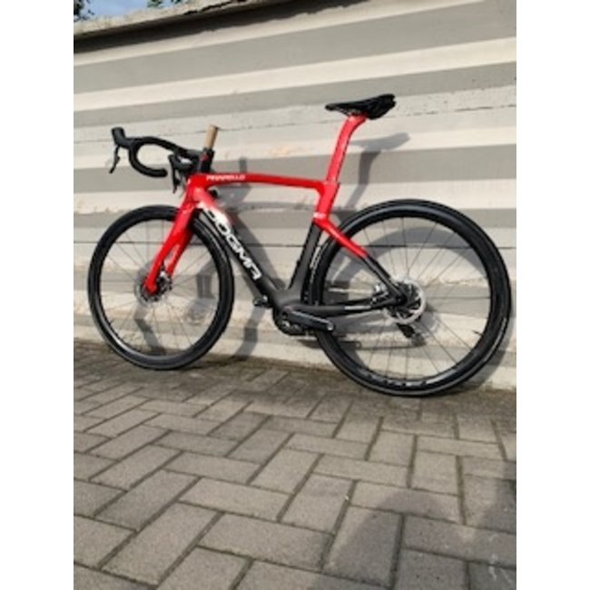 Pinarello Dogma F Disc Complete Bicycle