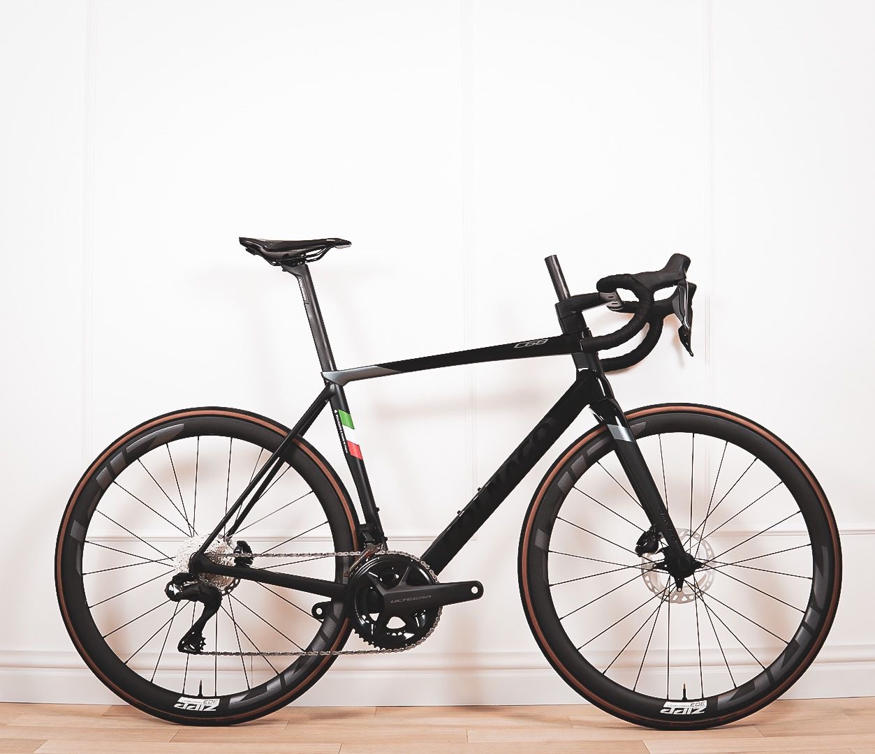 Colnago C68 Ultegra Di2 Bicycle | Order here! - CycleXclusive.com