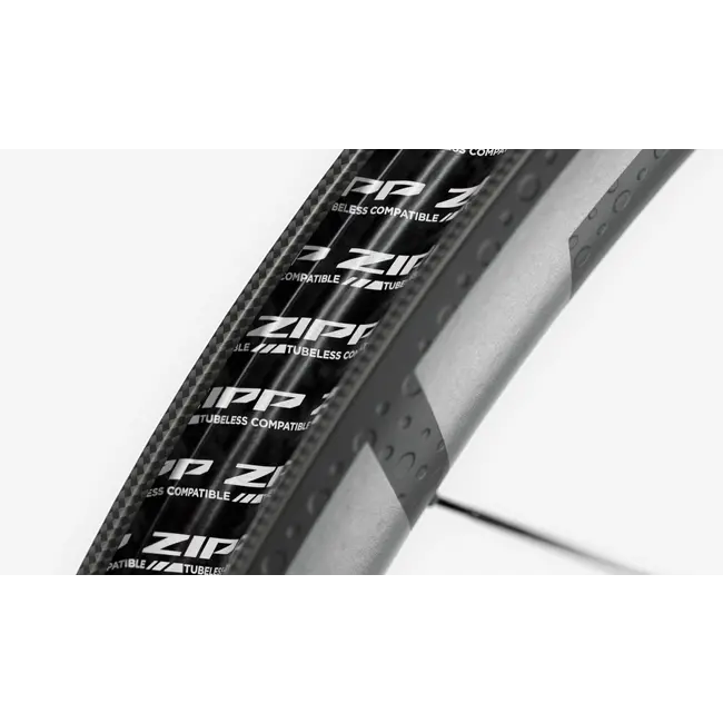 Zipp 303 SW Tubeless Disc Brake Wheelset