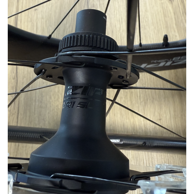 Zipp 858 NSW Tubeless Disc Brake Wheelset