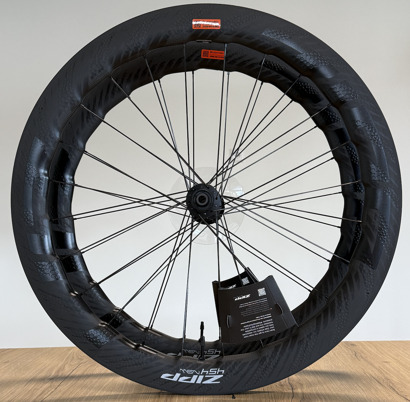 自転車本体 Zipp 454 NSW TL Hookless, XDR 454 NSW Tubeless Disc-brake | WH-454-NTLD-C1 | SRAM