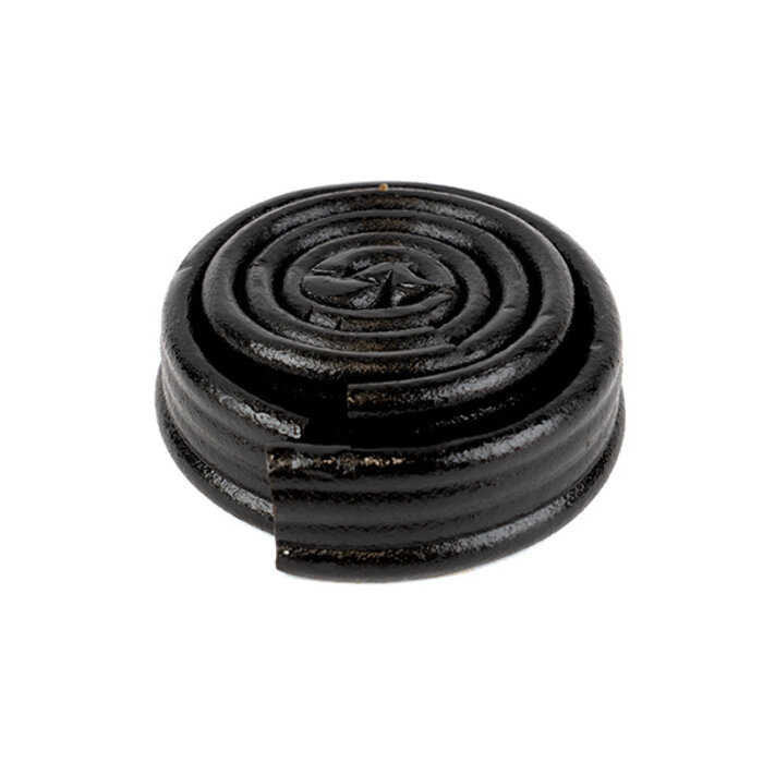 Kouvolan Lakritsi Finse  "Melkein Metrin Lakritsi" Bijna Een Meter Drop van Kouvolan