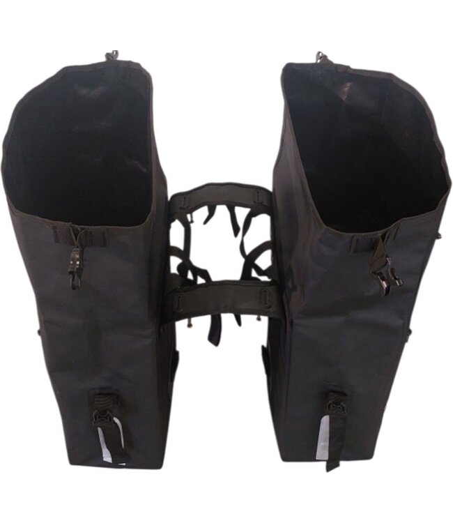 Rieba® Dubbele Fietstas 46 Liter Rolltop - Zwart - Hoogwaardig Materiaal - 100% Waterdicht - Moderne Uitstraling - Universele Bevestiging - Reflectie - Extra Voorvak - Fietstassen Stadsfiets en Elektrische Fiets