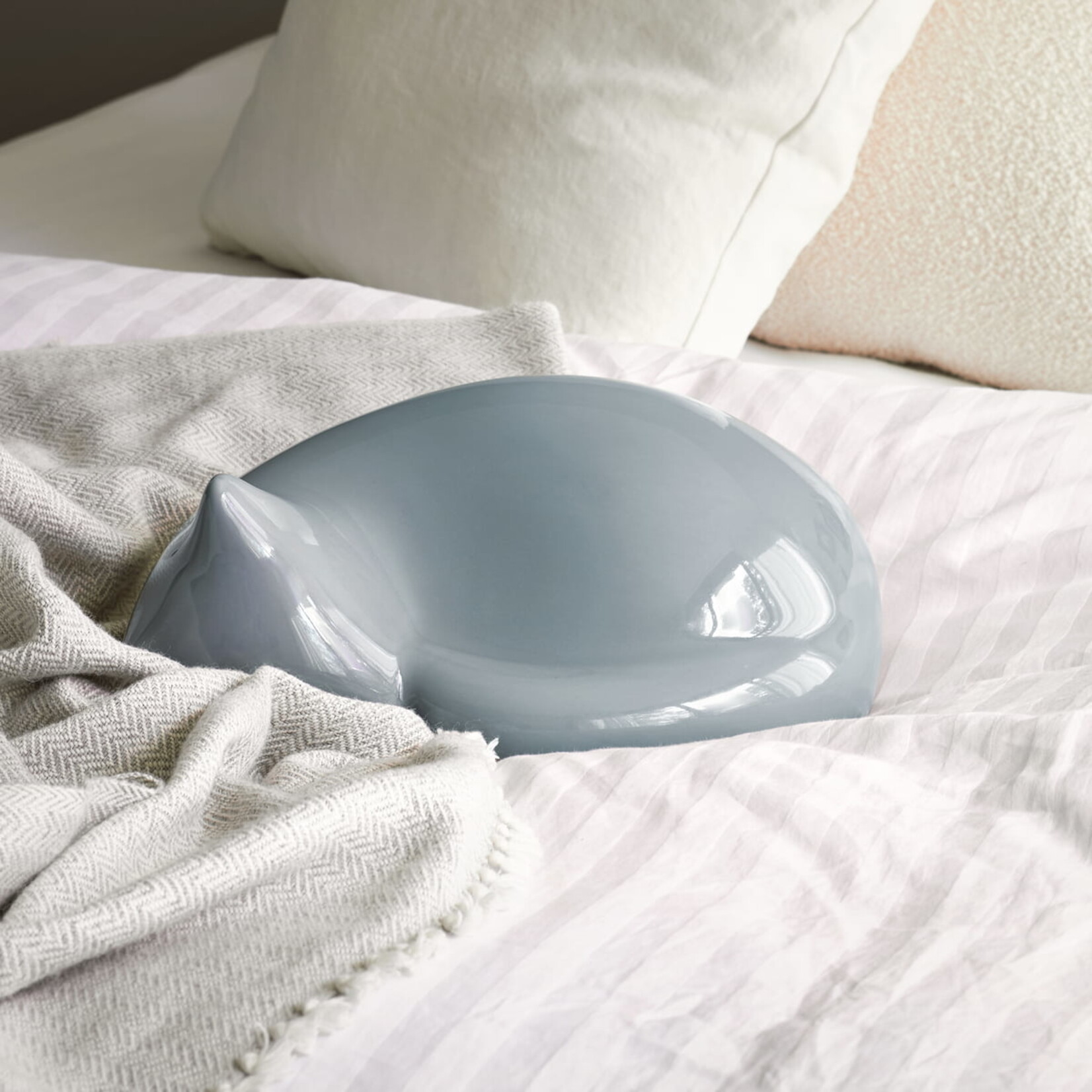 Vitra VITRA Resting Cat Licht Blauw