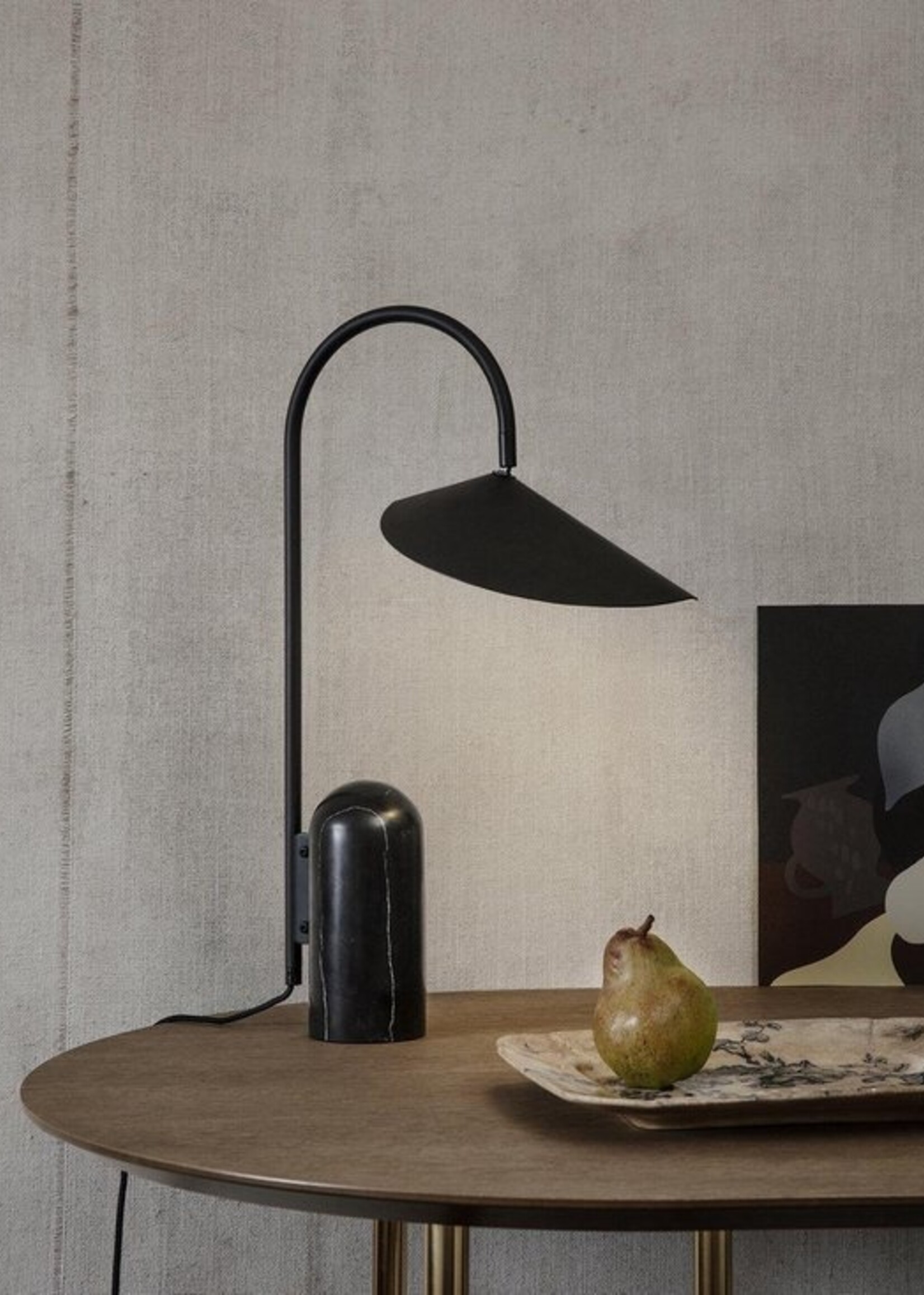 Ferm Living Ferm Living Arum Tafellamp Marmer & Staal zwart