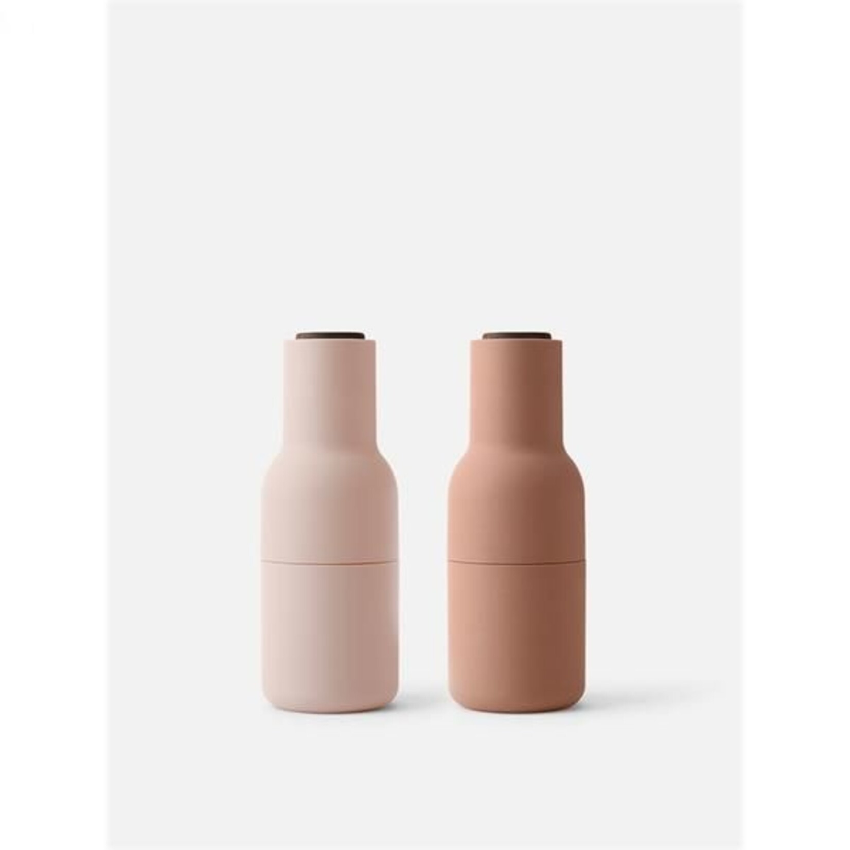 Menu Audo Menu - Bottle Grinder Peper- en Zoutmolen nude-walnoot