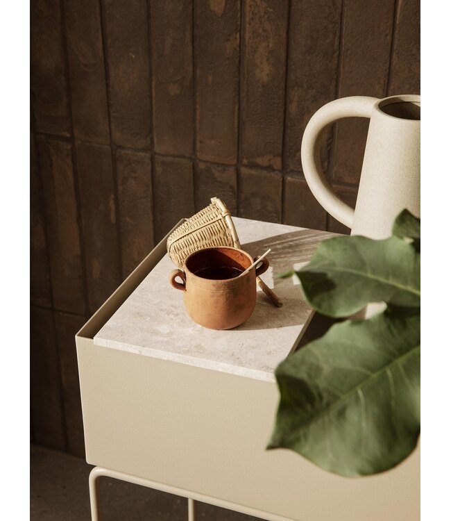 Ferm Living Ferm Living Bac à plantes Marmer