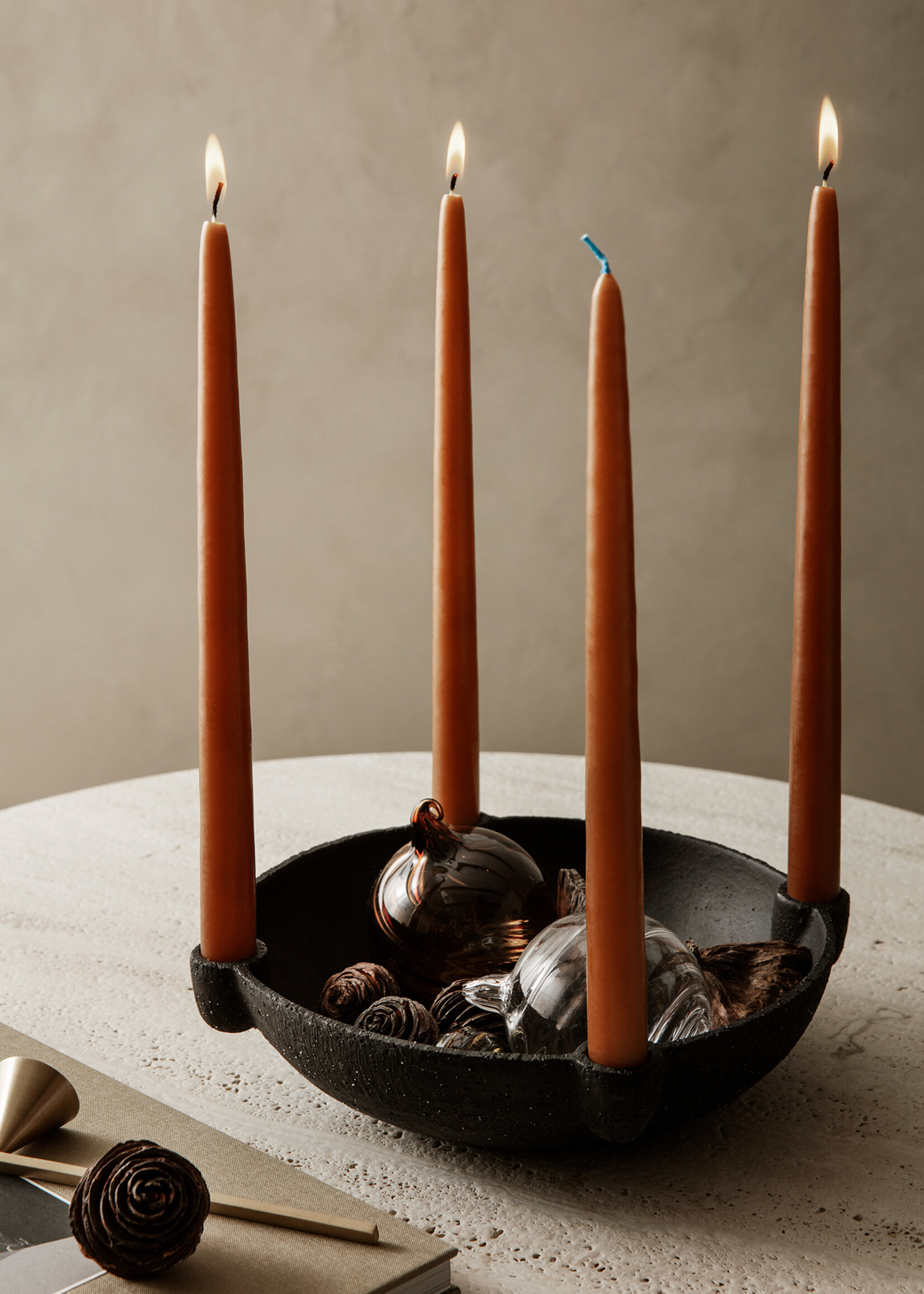 Ferm Living Ferm Living Bougeoir Bol 27cm Céramique Noire