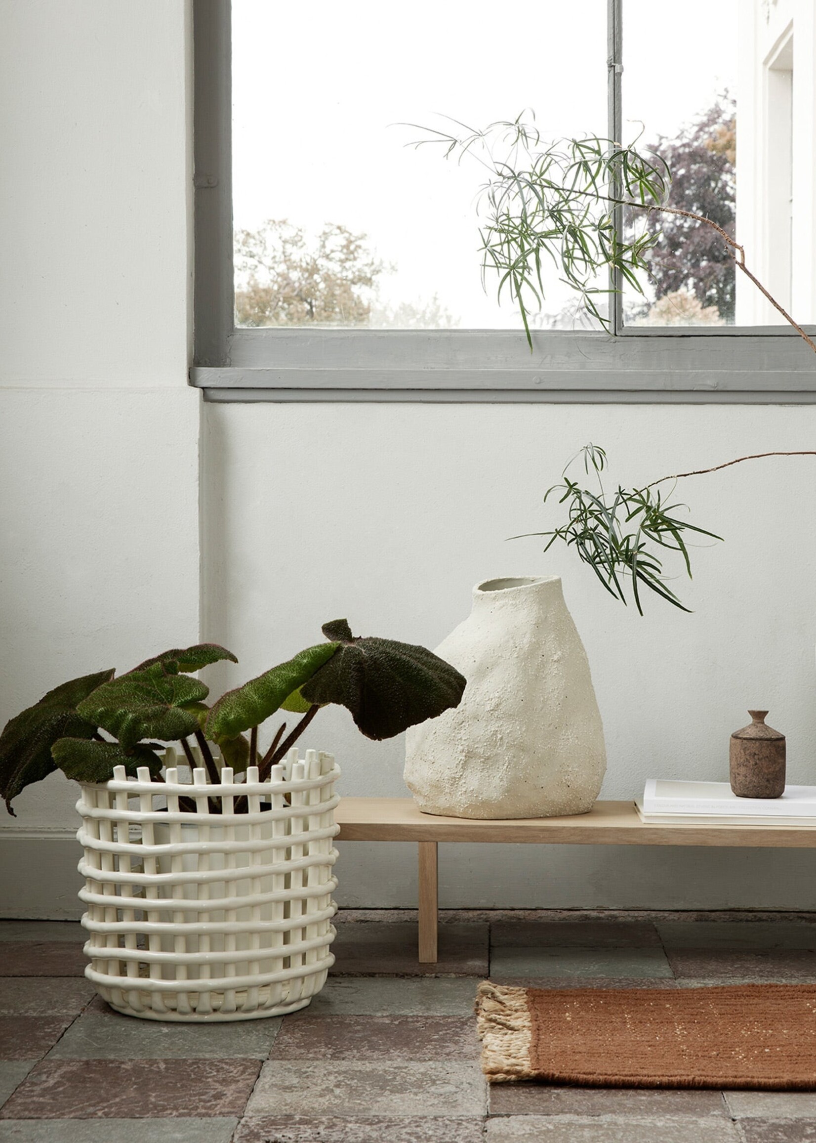 Ferm Living Ferm Living Ceramic Basket Xl Keramiek Wit