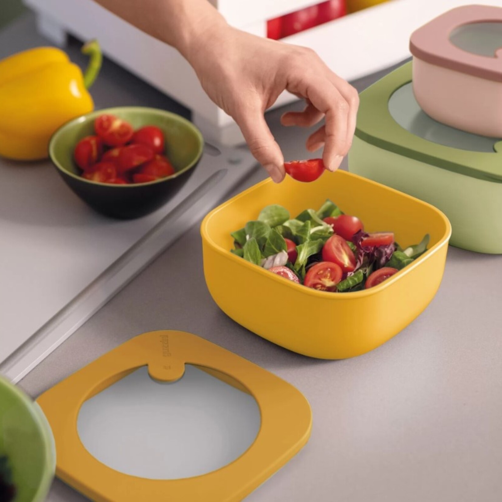 Guzzini Guzzini - STORE&MORE - Set van 3 - ondiepe luchtdichte koelkast/vriezer/magnetron opbergdozen - Groen Geel Roze