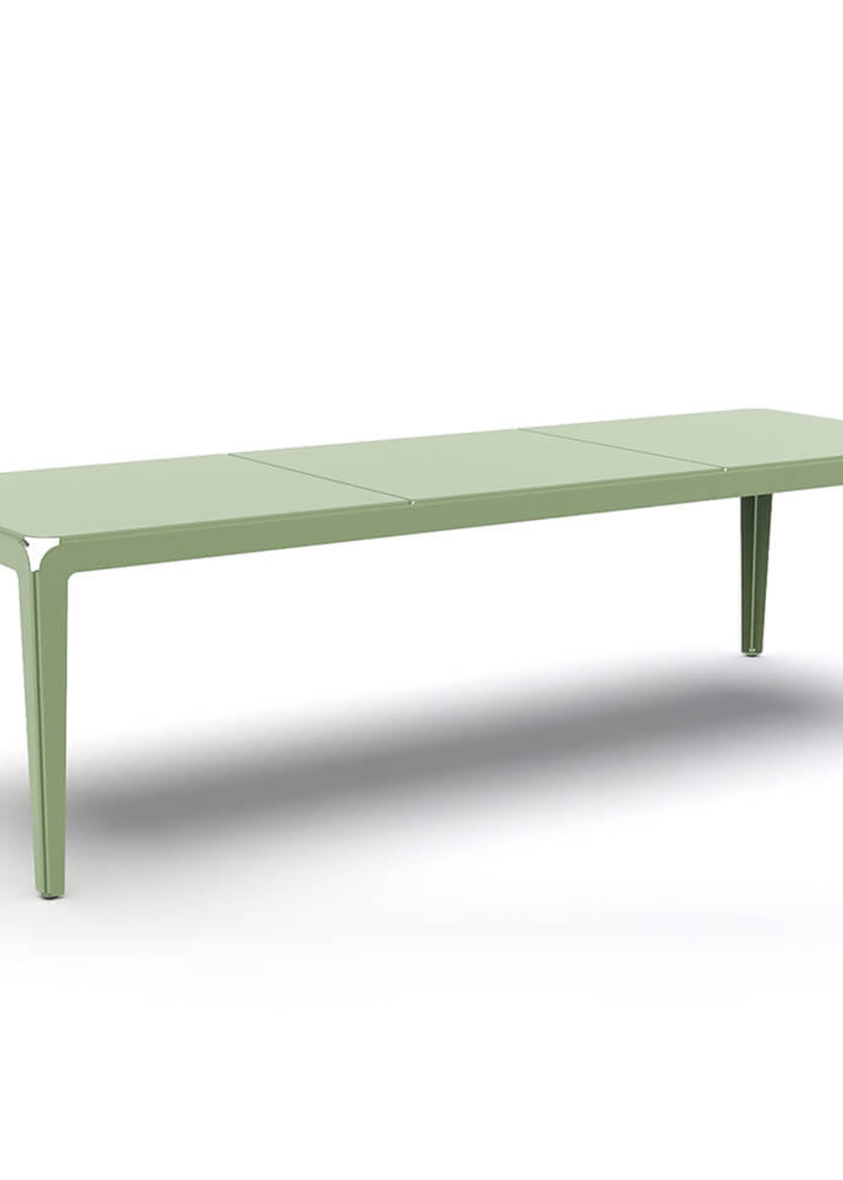 Weltevree Weltevree - Bended Table 270 - Table de jardin légère en aluminium - Vert pâle