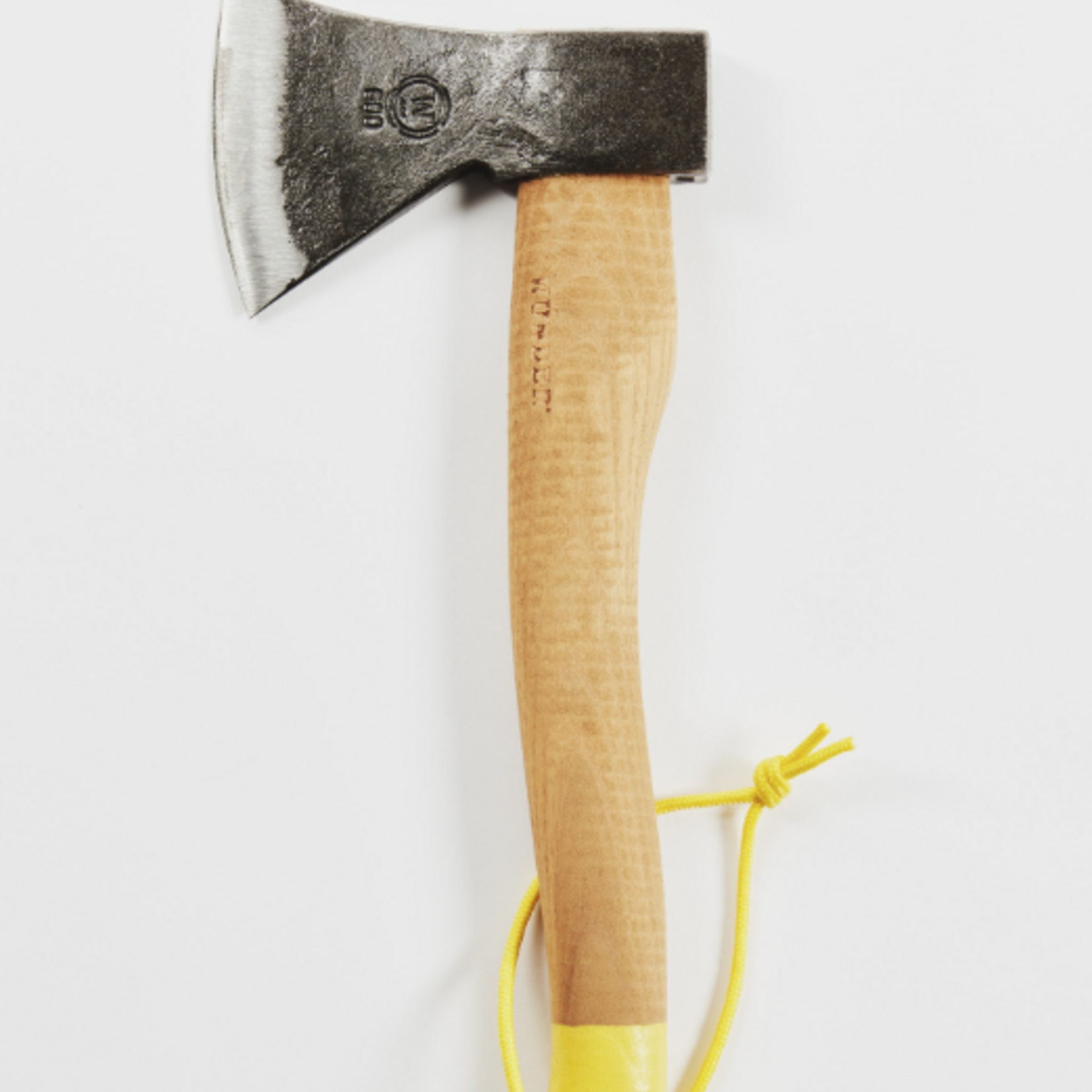 Wünder Wünder - The Axe - hache - Acier allemand et bois de frêne