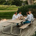 Wünder Wünder - the table - buiten tafel