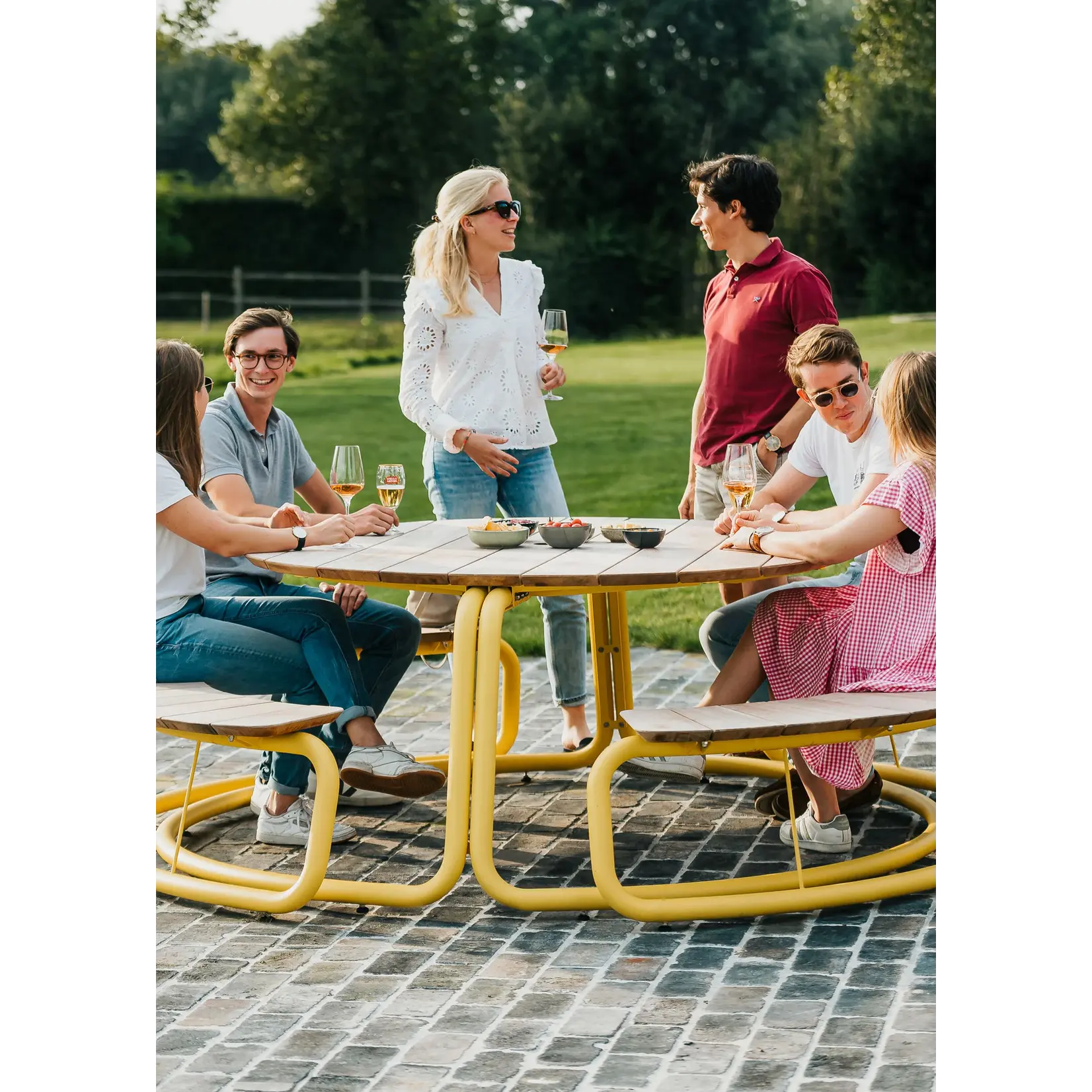 Wünder - the Circle - table ronde d’extérieur