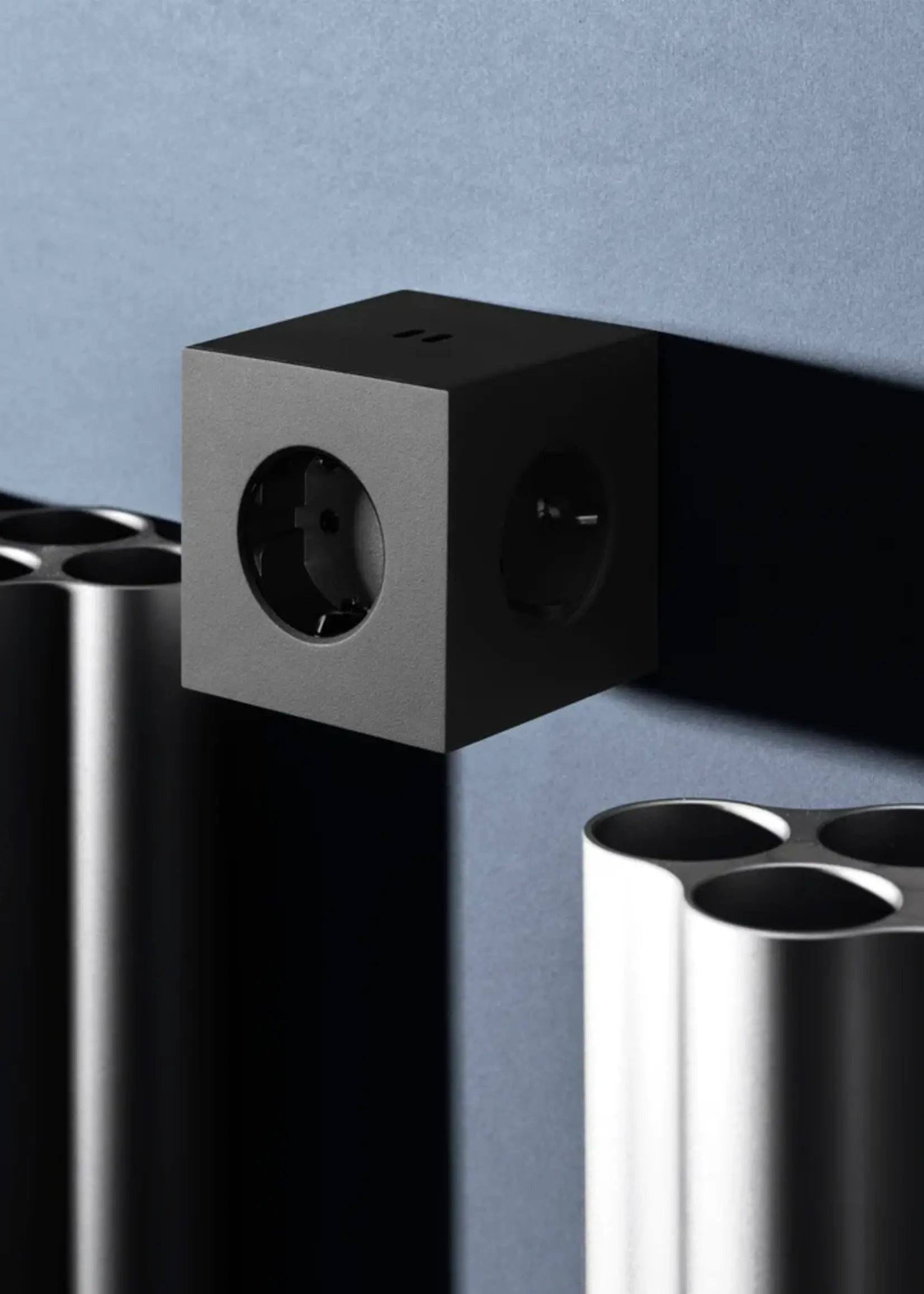 AVOLT AVOLT - Square 2 - Adapter - 30W - Dual USBC - Stockholm Black