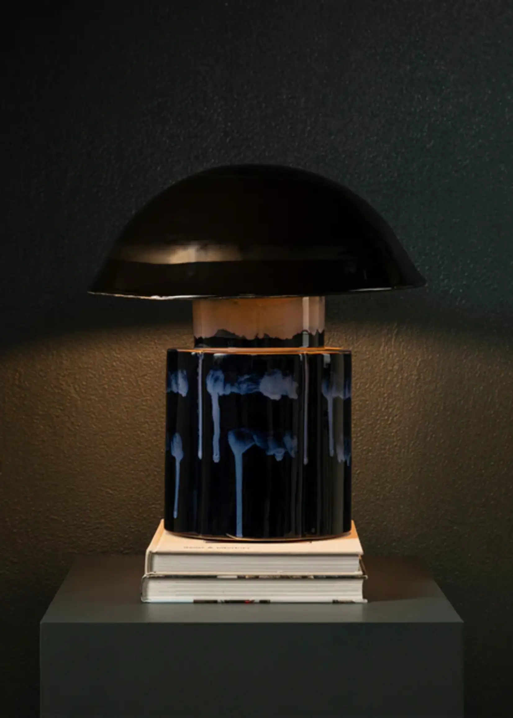 Serax Serax Lampe à poser John Bleu foncé H40cm