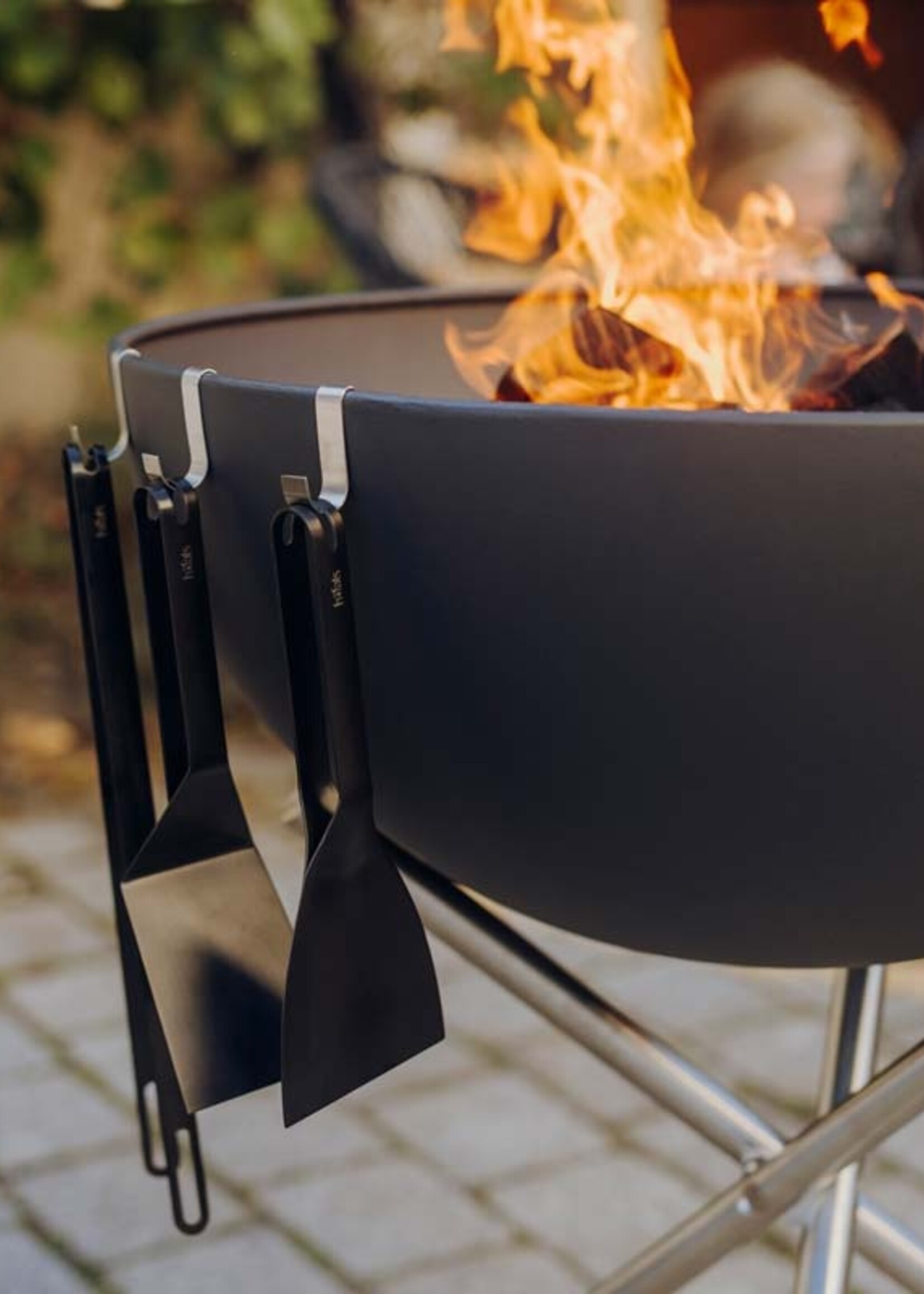 Höfats Höfats - Set d'outils pour barbecue - 3 pièces - Pince, Spatule et Grattoir - noir