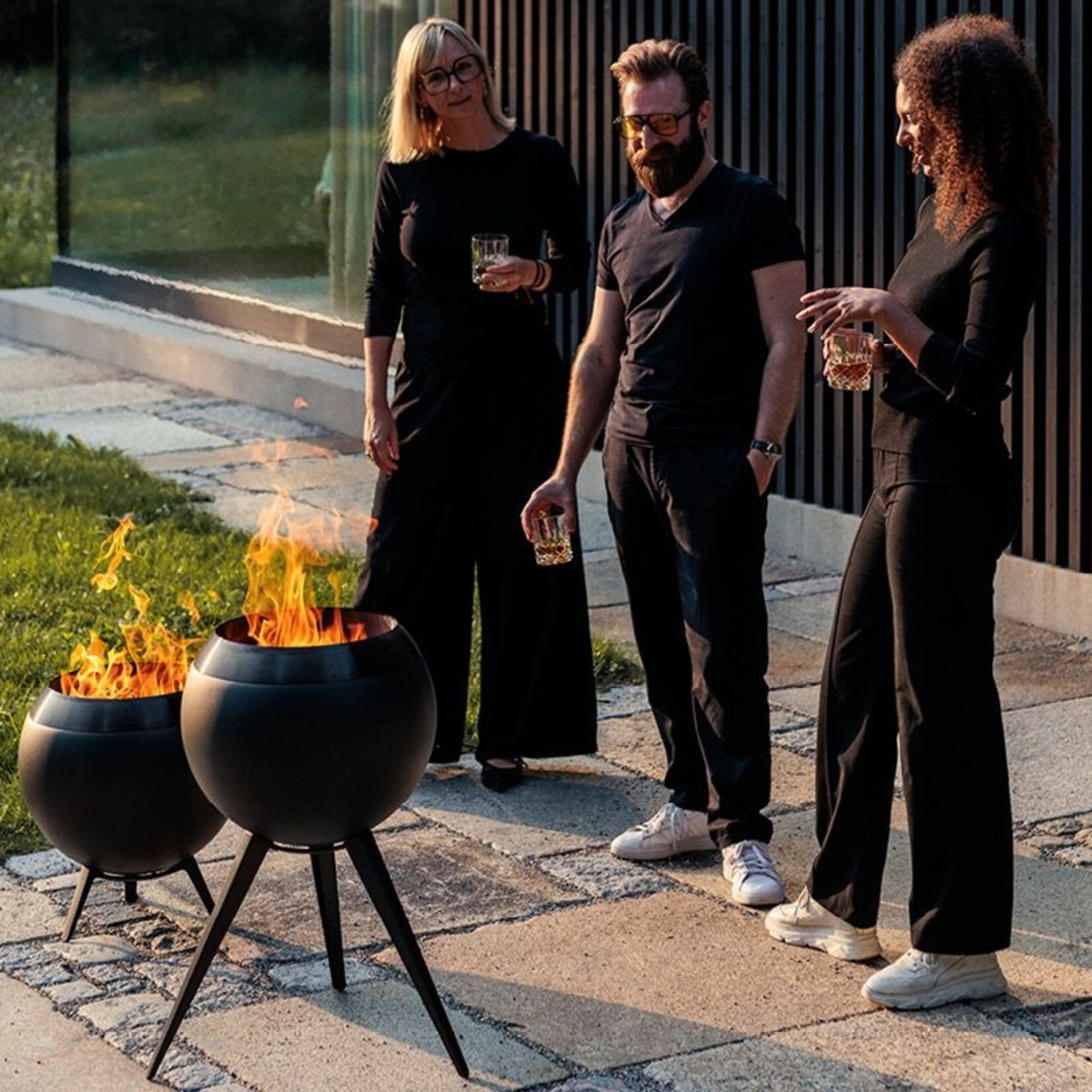 Höfats Höfats - Moon 45 All Black - Brasero à base haute