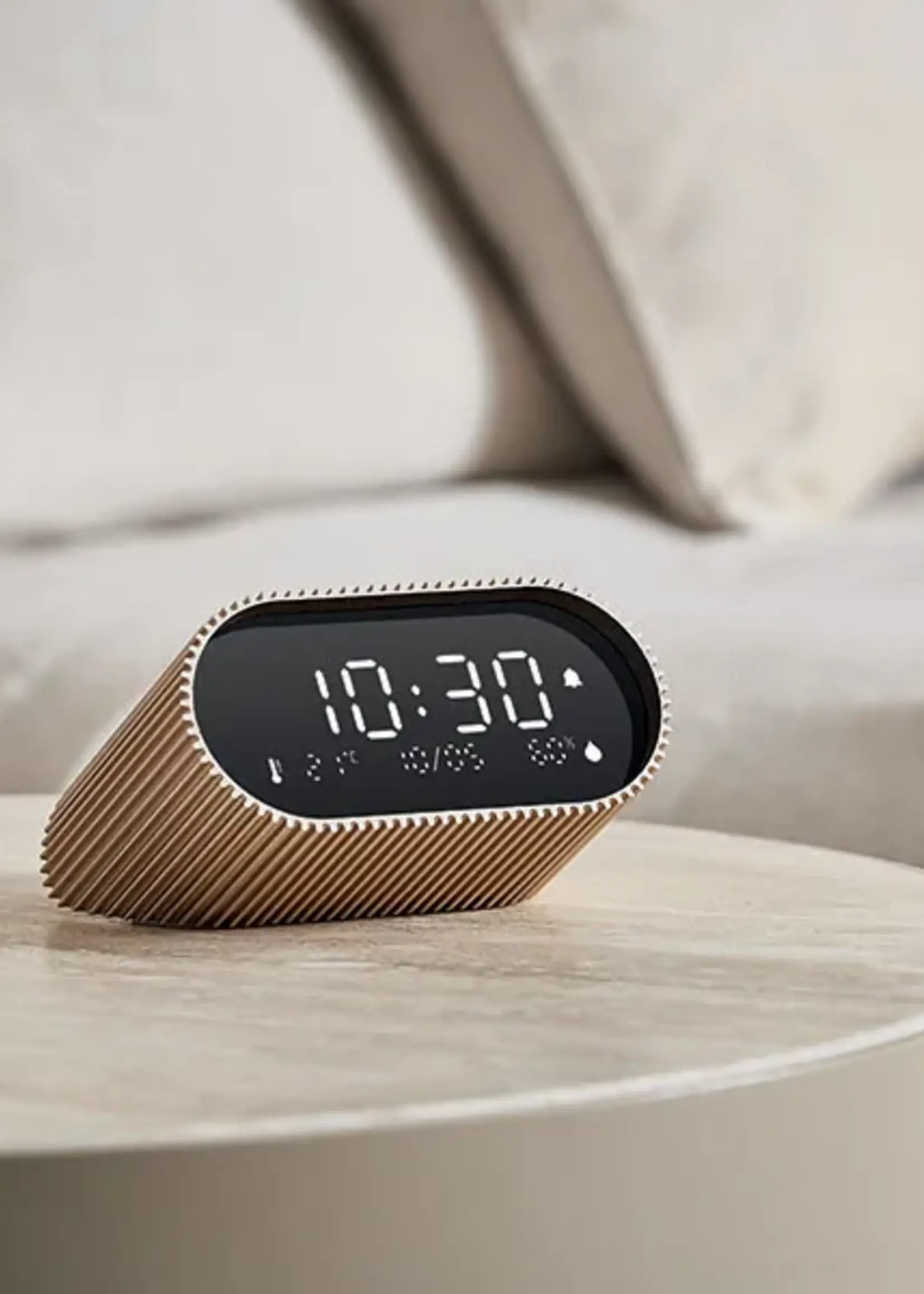 Lexon Lexon Ray Clock - Alarmklok met thermometer en hygrometer - Goud
