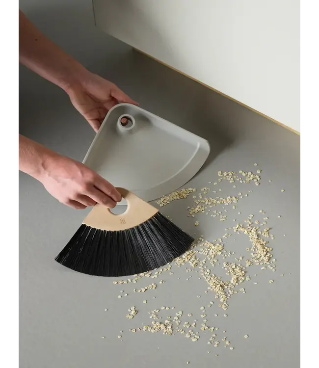 Stelton - SWEEP-IT Pelle et balai - Gris clair