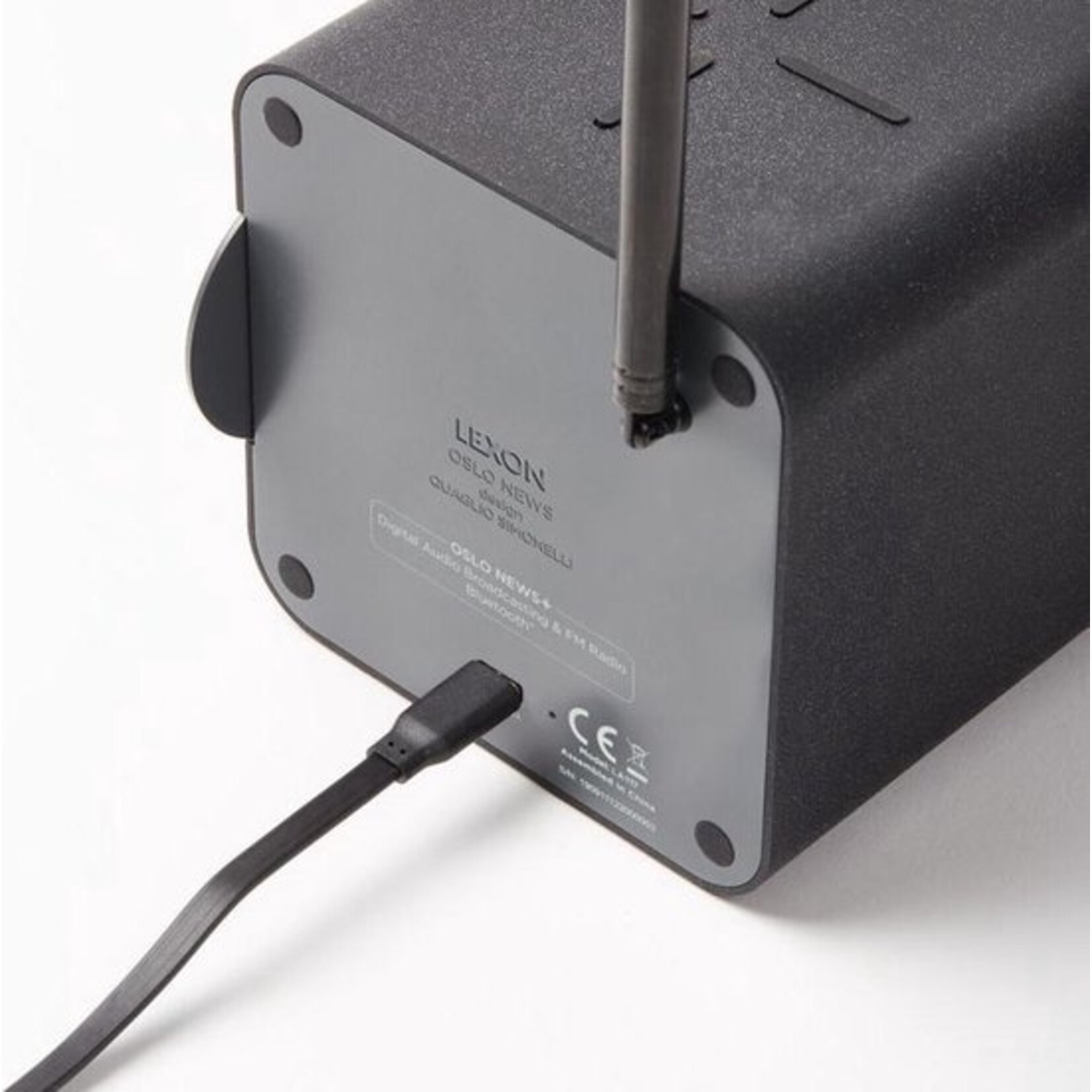 Lexon Lexon - Oslo News - Multifunctionele Radio - Zwart