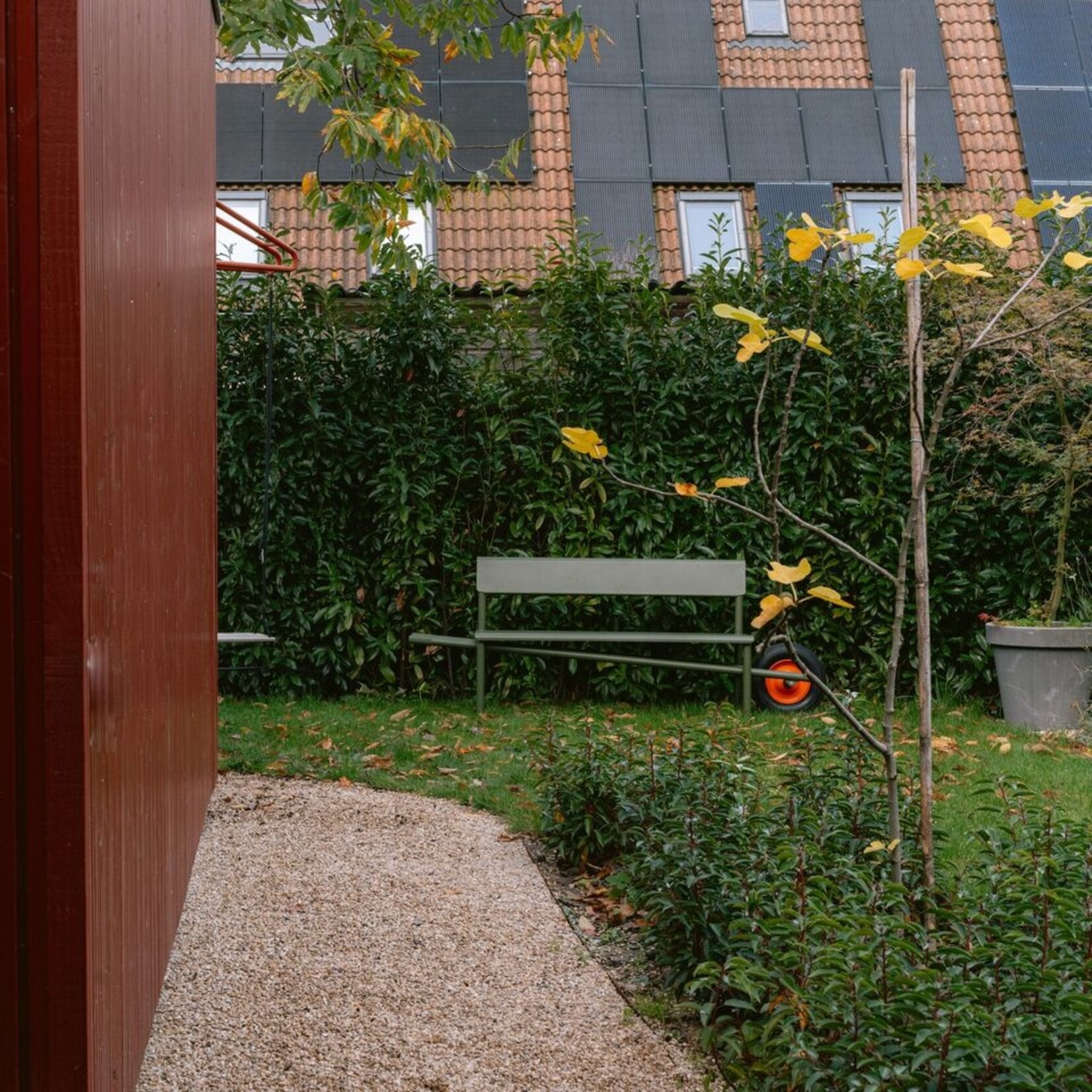 Weltevree Weltevree - Wheelbench Aluminium - Bank op wielen - Olijf groen