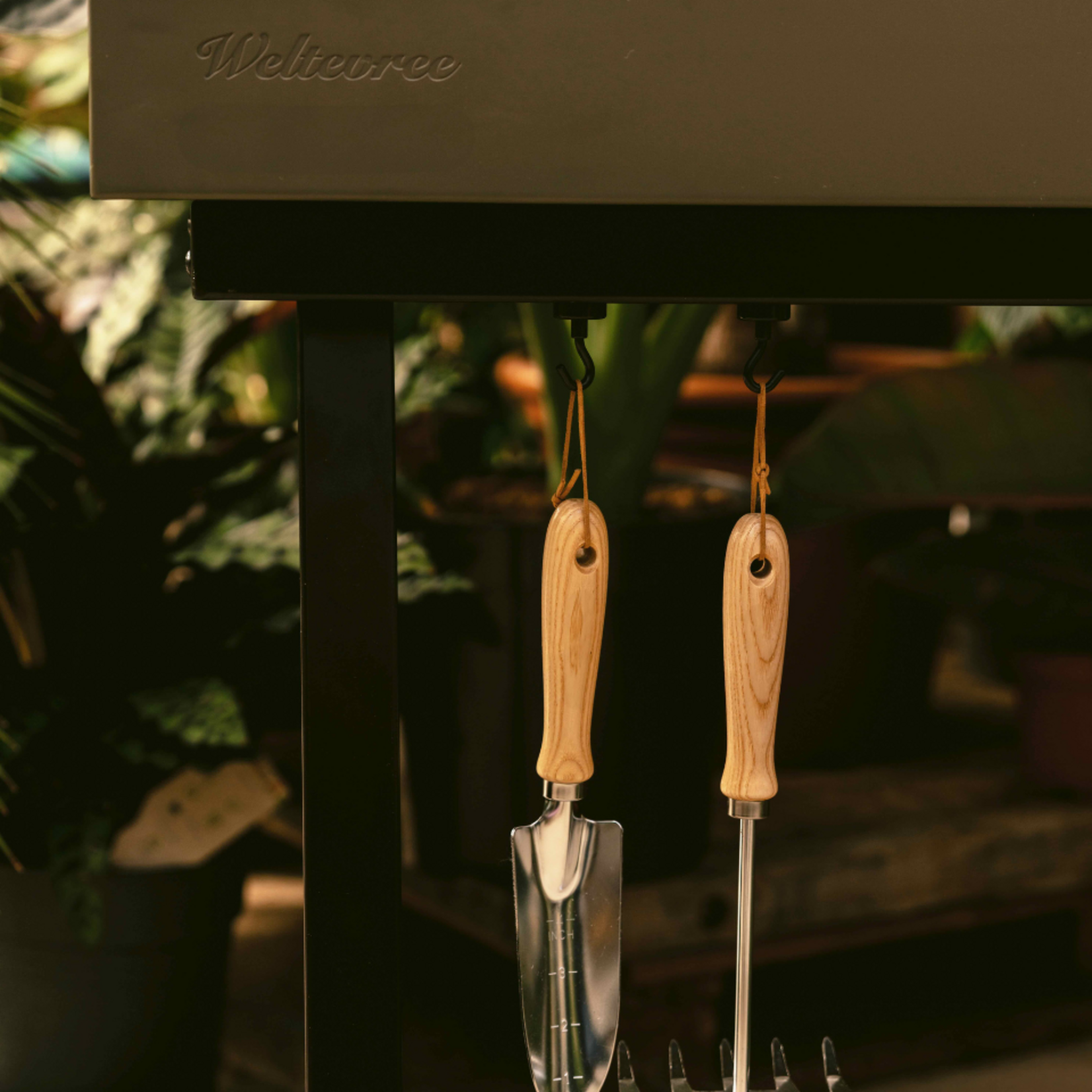 Weltevree Weltevree - Gardenworks - Moestuintafel en plantenbak op hoogte