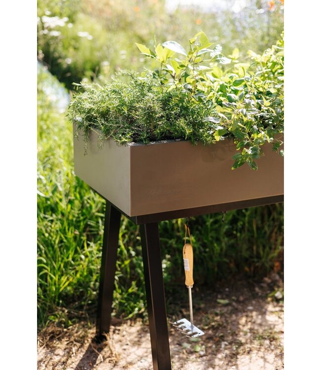 Weltevree - Gardenworks Station - Aluminium - Table de jardin avec bac à plantes et plan de travail