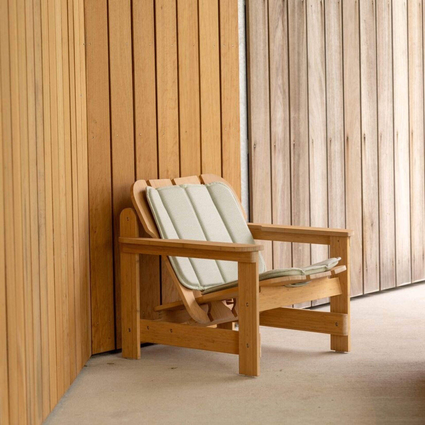 Weltevree Weltevree - Chaise Picket avec accoudoirs - Fauteuil lounge d'intérieur et d'extérieur - Bambou