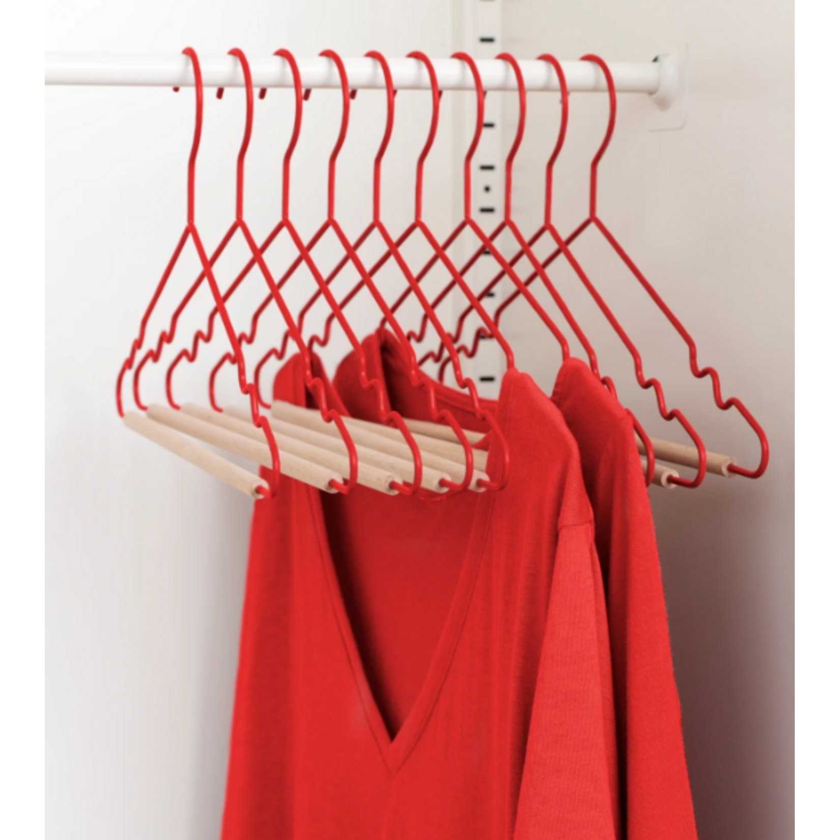Mustard Made Mustard -  Adult top hangers - Porte-manteaux pour adultes - Lot de 10 - Poppy