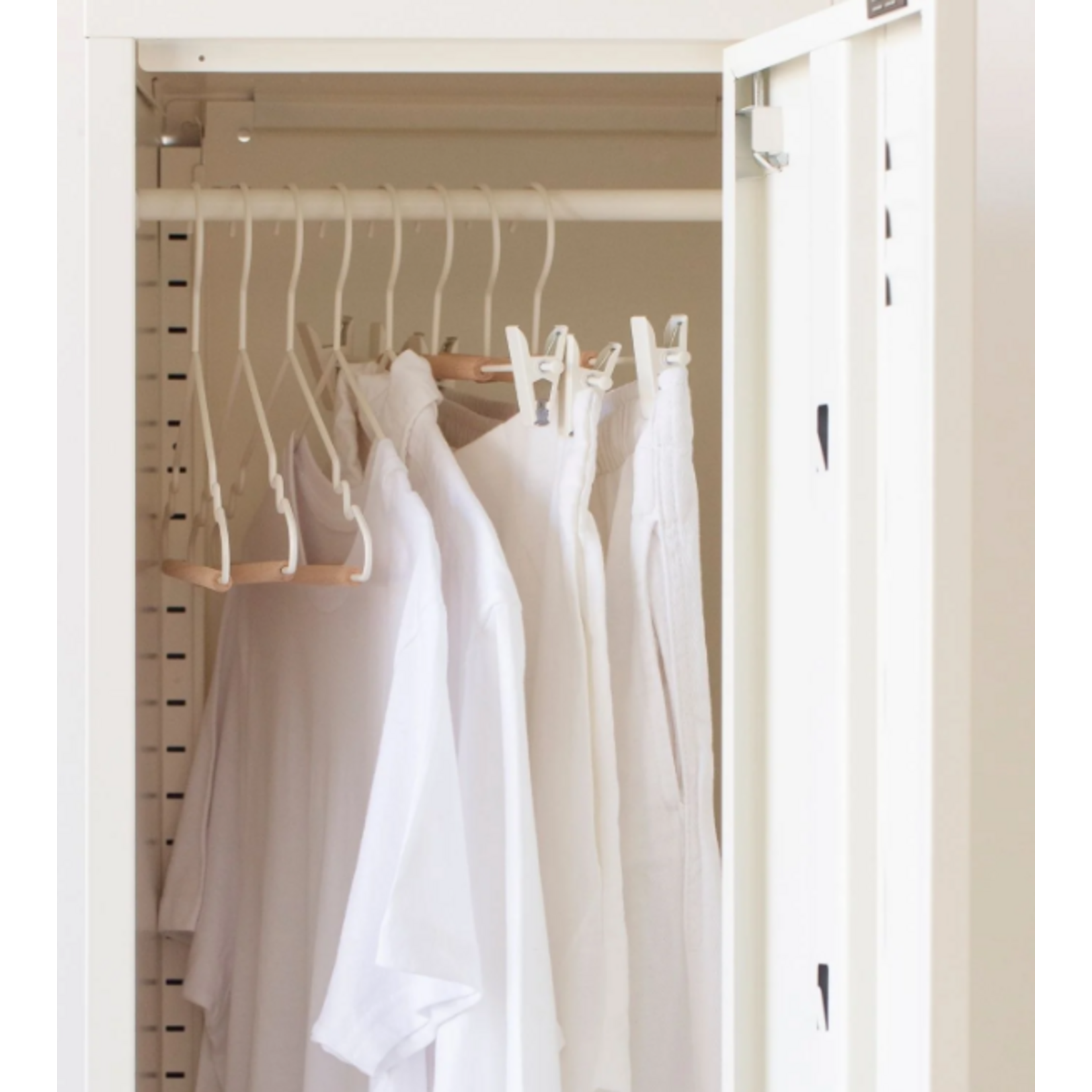 Mustard Made Mustard - Adult top hangers - Kapstokken voor volwassenen  - Set van 10 - Chalk