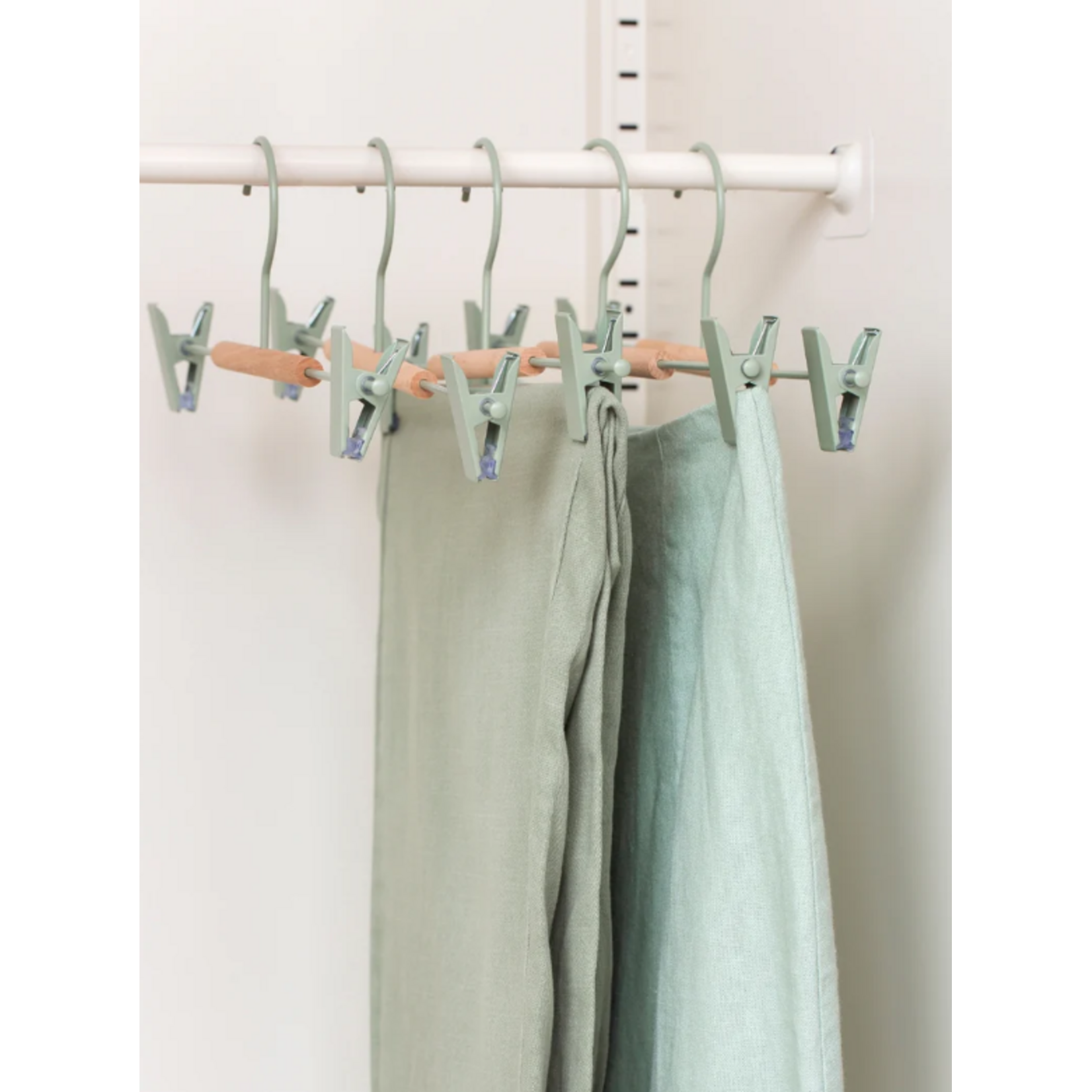 Mustard Made Mustard - Adult clip  hangers - Kapstokken voor volwassenen  - Set van 5 - Sage