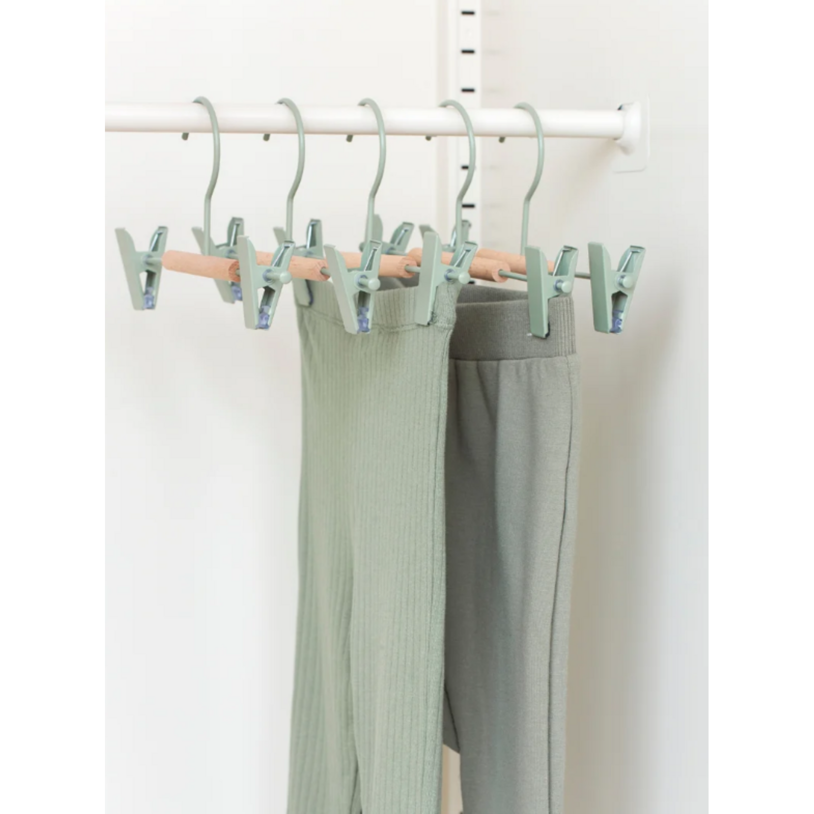 Mustard Made Mustard - Kids clip hangers - Kapstokken voor kinderen - Set van 5 - Sage