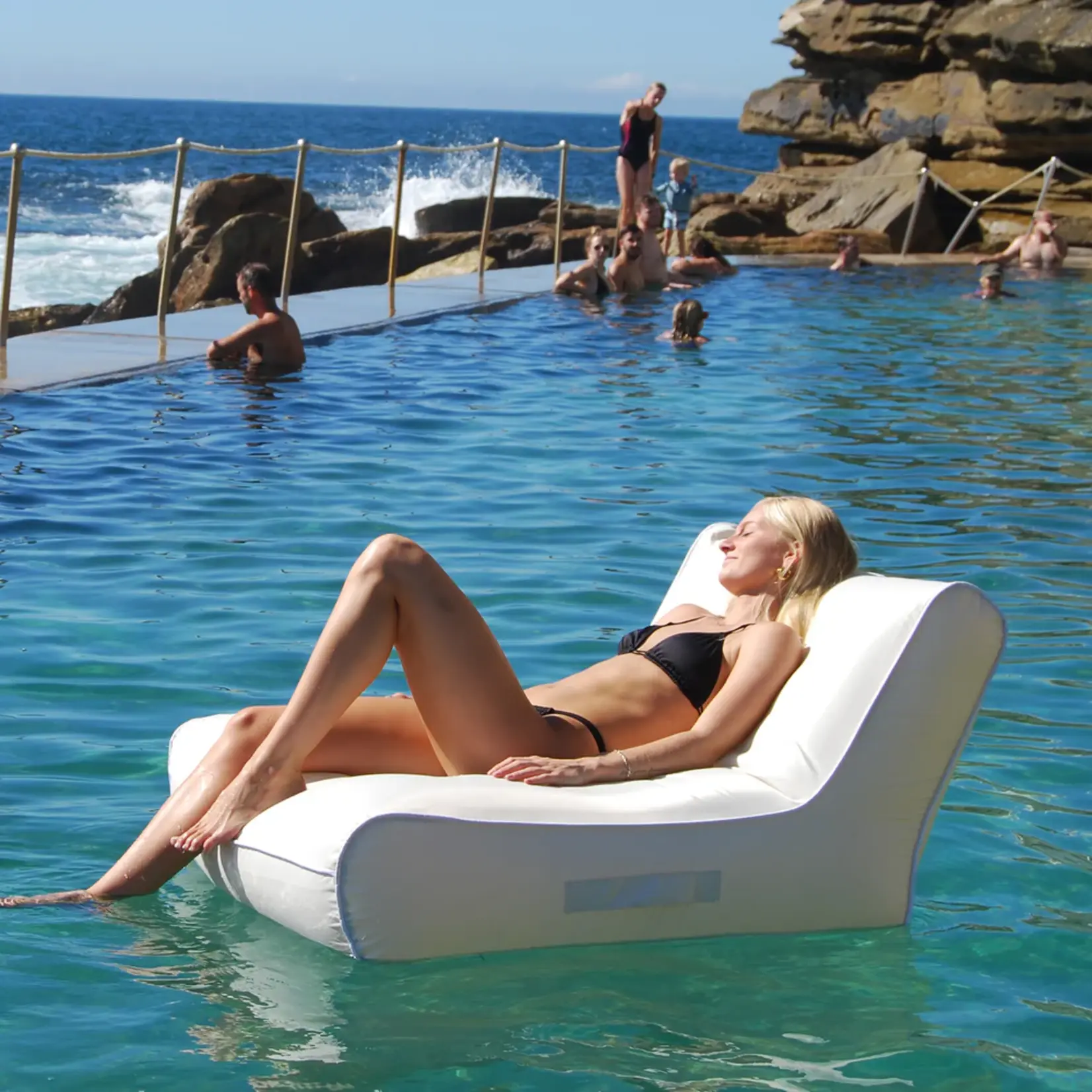 Sunnylife Sunnylife - Chaise Flottante De Luxe - Casa Cream - Crème