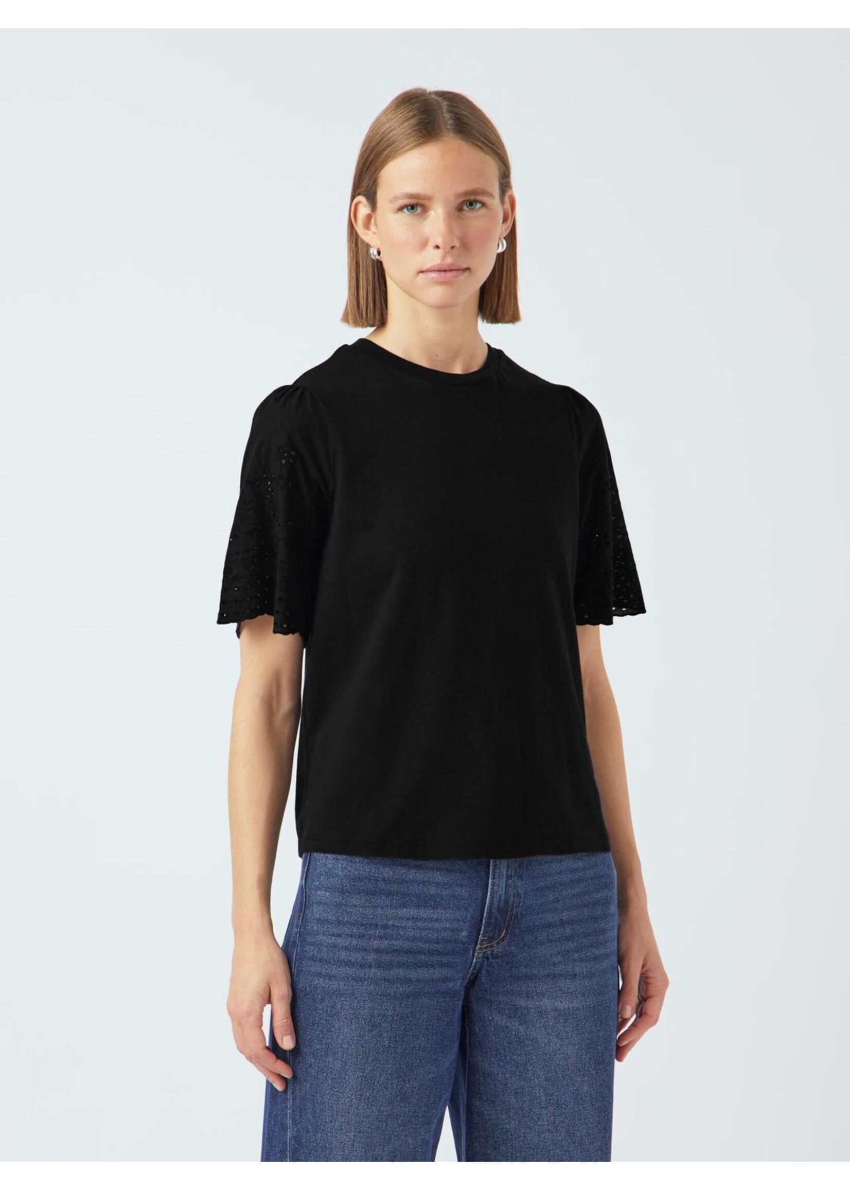 YASLEX SS TOP W EMB SLEEVES