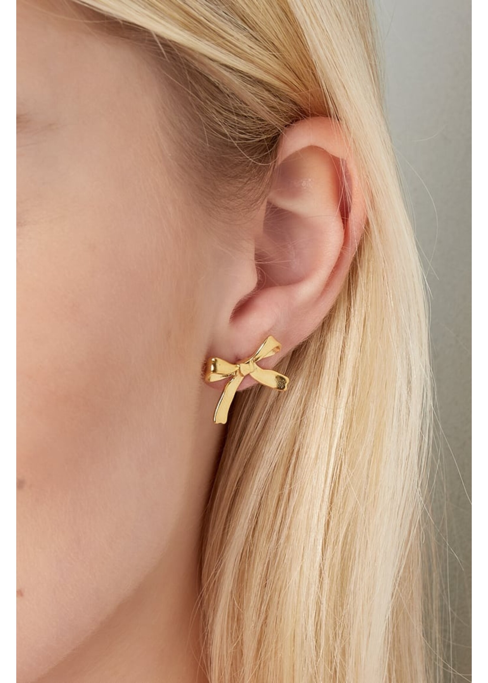 Earrings must have bow - Silver Color