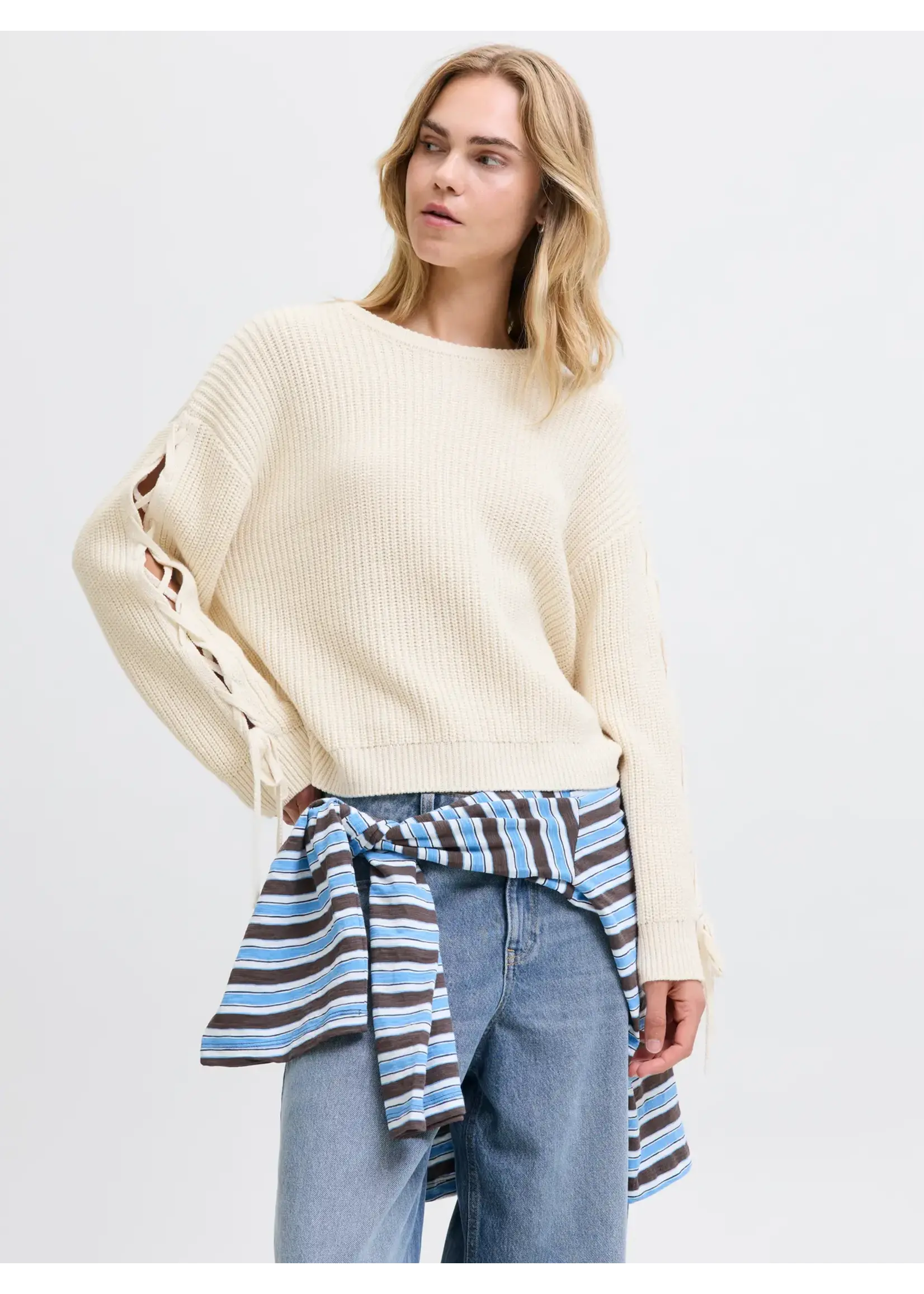 JXBRISA CREW NECK KNIT