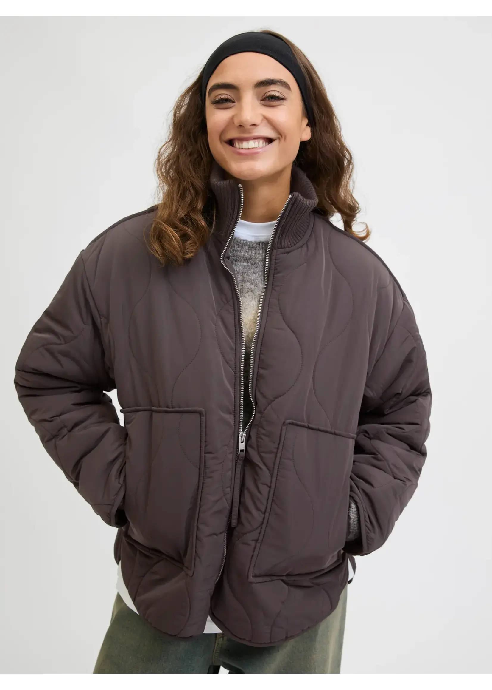 JXSERENA MID QUILTED JACKET OTW