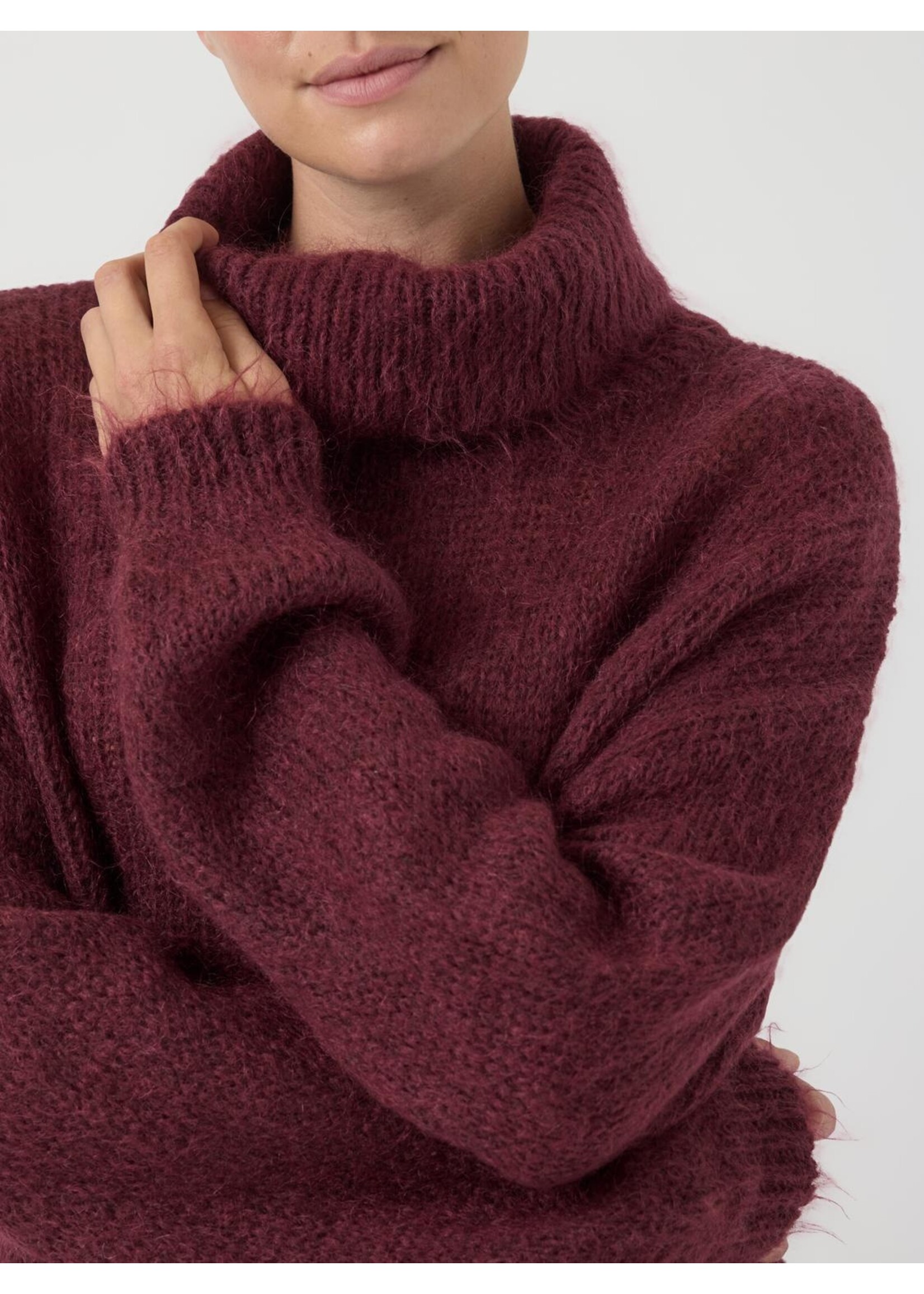 YASLAMBI LS KNIT ROLLNECK PULLOVER S.