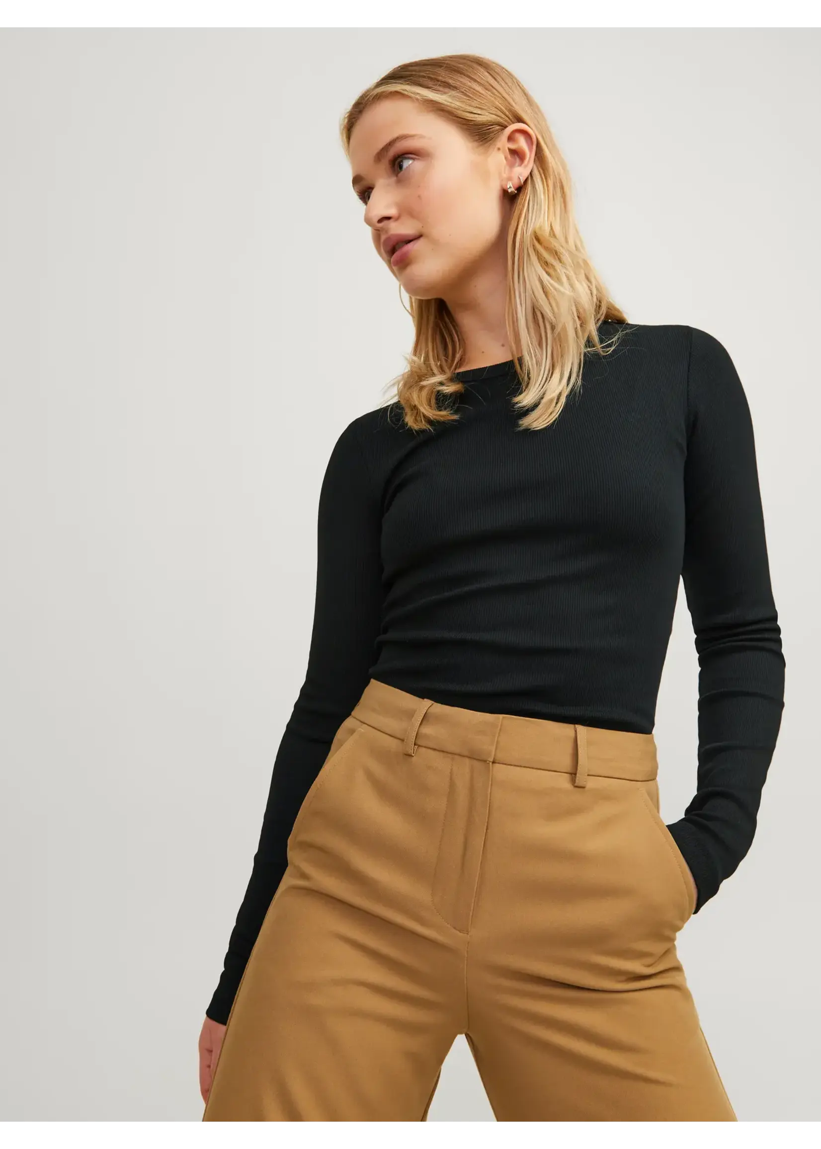 JXFREYA RIB TEE NOOS BLACK